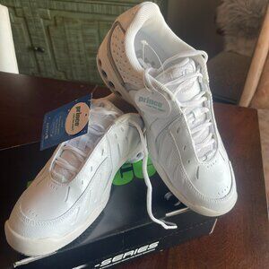 Prince OC-1  White & Silver Tennis Shoe Size 8.5